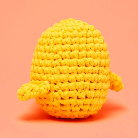 Kiki the Chick Beginner Crochet Kit - Picture 4 of 16
